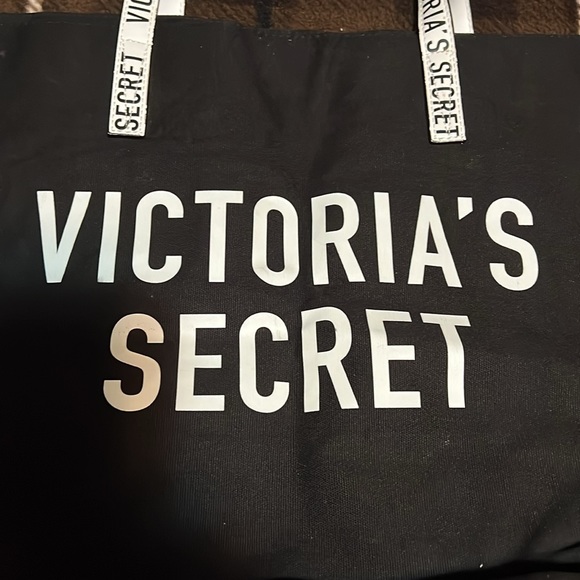Very Large Victoria’s Secret TOTE - Picture 2 of 5